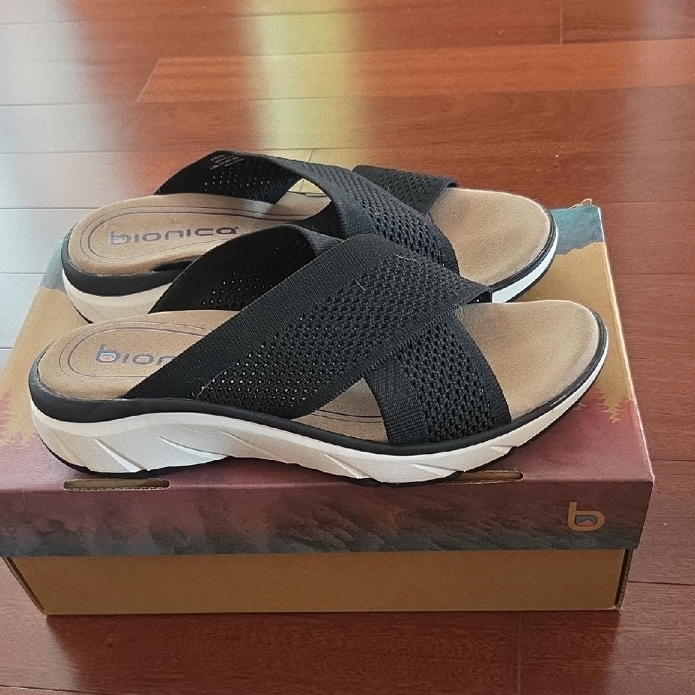 Bionica Black and Tan Slide Sandals